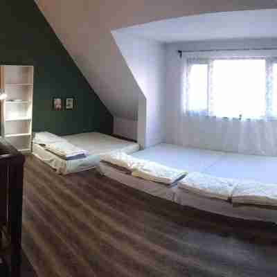 天津H轟趴館度假別墅 Rooms