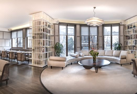 더 스테이 니샨타시