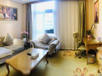 维也纳国际酒店(上海宝山国际游轮码头盘古路店) - 行政套房
