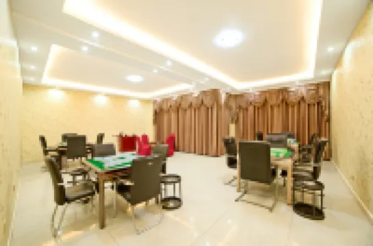 โรงแรมพันหยางเลค