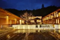 Rail Zhu Kiss Lu Gu Lake Inn 다주 터미널 주변 호텔