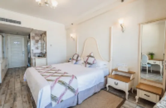 秦皇島海天一色酒店（西港花園店）