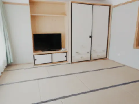 Fengshu Hot Spring Hotel