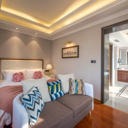 Qingdao Badaguan Jingli Villa (No.2 Bathing Beach) Отели рядом с достопримечательностью «Храм Джаншан»