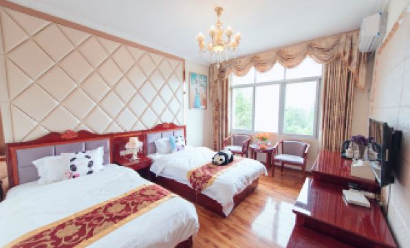 Bifengxia Banshan Yunju Hostel