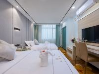 威娜斯酒店(广州新白云国际机场店) - 高级豪华双床房