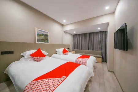 Wencheng Yuecai Fashion Hotel Отели рядом с достопримечательностью «Longqiyuan»