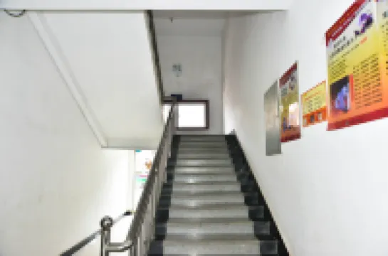 상차이 밀란 비즈니스 호텔