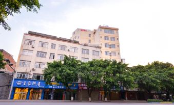 Oyo Qingyi Hotel