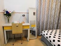 广州川之夏公寓 - 温馨大床房
