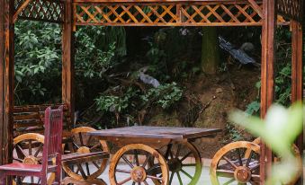 Ya 'an Changhong Parent-Child Boutique Hotel
