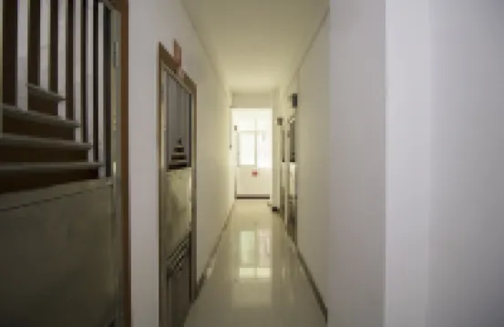 Tidal Cottage Youth Apartment