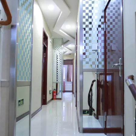 Mingjing Hotel Отели рядом с достопримечательностью «Харбинский инженерный университет»