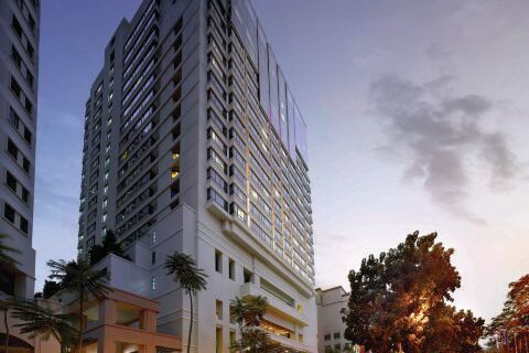 G Hotel Gurney
