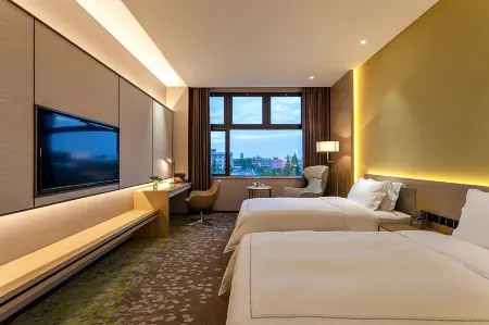 Rongqiao Hotel Shanghai International Tourism Resort Отели рядом с достопримечательностью «Shanghai Di'er Gongye University»