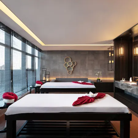 Wyndham Grand Yangon