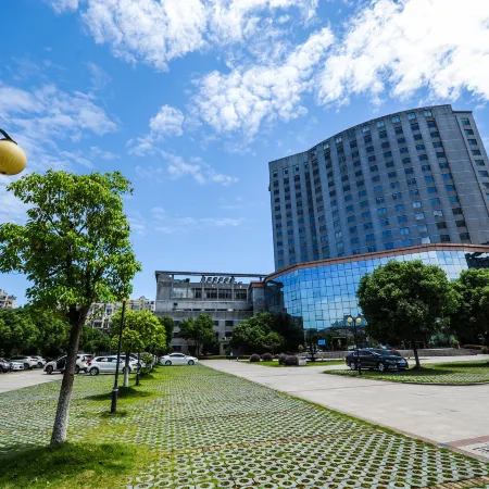 Bojue Dynasty Hotel