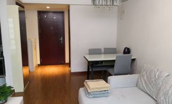 Yixuan Daily Rental Apartment