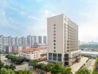 Echarm Hotel (Liuzhou Liunan Wanda Plaza) Hotels near Liuzhou Bailian Airport