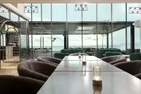 Hompton Hotel by The Beach - breakfast