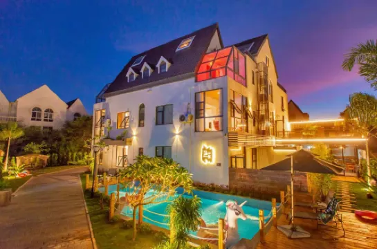 Haiyiran Holiday Hotel