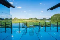 Puzheheiguyue Lake View Resort Hotels in Qiubei