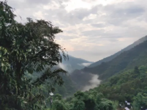 Xiashuiyuan Summer Farmhouse