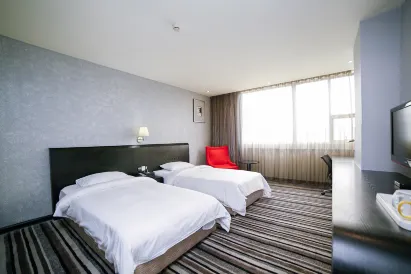 Yijia Hotel