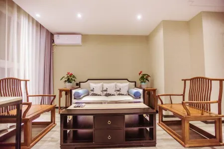 Baoli Shijia Boutique Hotel (Luohe Xushe Middle School Shop) Отели рядом со станцией Luohe Railway Station