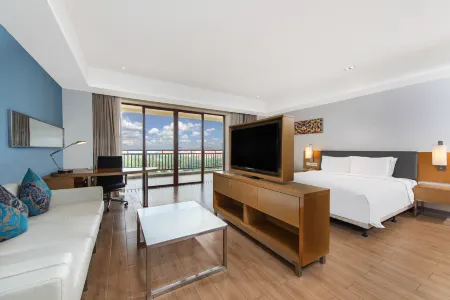 Holiday Inn Express (Haikou West Coast)