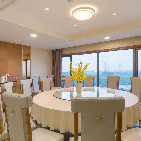 Floral Hotel · Xuan Hu Ge Hangzhou Hotel