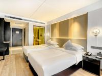 马迭尔MIX酒店(哈尔滨哈西万达广场店) - 标准双床房