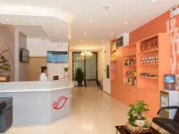 Shell Hotel (Fei County Shangye Town Mengshan Scenic Area) Hotels in Fei County