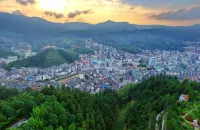 Guidong Hongyun Business Hotel