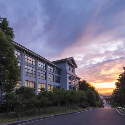 Yu Shui Hot Spring Hotel Hotels near Nan Mountain Drifting