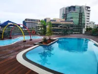 Sabah Oriental Hotel Kota Kinabalu - Rooftop Pools
