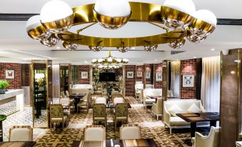 Carlos Hotel (Qingtian high speed railway station store)