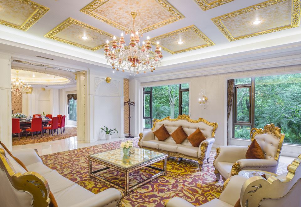 Zhaoqing Senlan Yunhai HotelHotel Overview