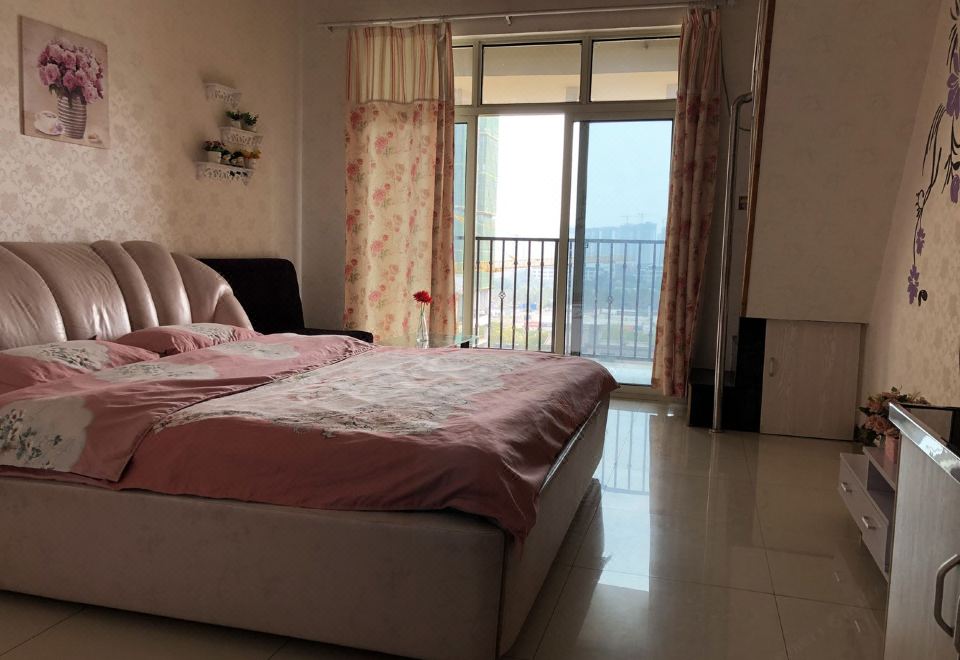 Meigui Xiaoyuan Duplex Apartment - Housity