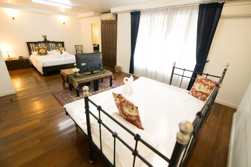 Ssip Boutique Dhevej Bangkok