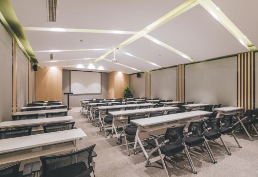 스루 석로 아투어 호텔 조식