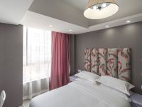 上海迪森宁主题乐园酒店公寓 - 锦上添花大床房