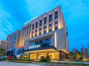 Gaode Yue Hotel (Qingyuan Sports Park Shunying Plaza)