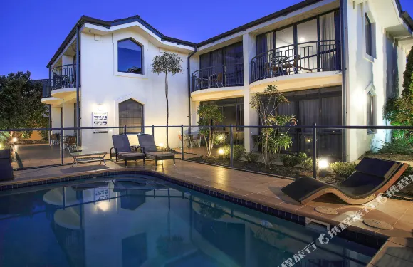 德洛倫索工作室公寓