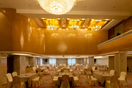 Huayu International Hotel