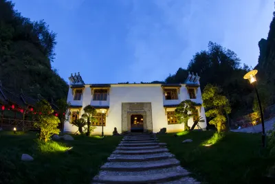 Lishui Cenzhuang Hotels in Lishui