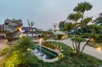 Floral Hotel · Yuntaishan Oxygen Bar Hotel (Shore service area store) - Afhentnings-/afleveringstjenester