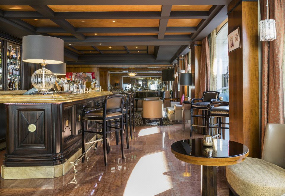 워릭 브뤼셀 전경