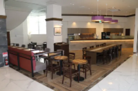 โรงแรมแกรนด์ เคบิน นาฮะ โอโระคุ