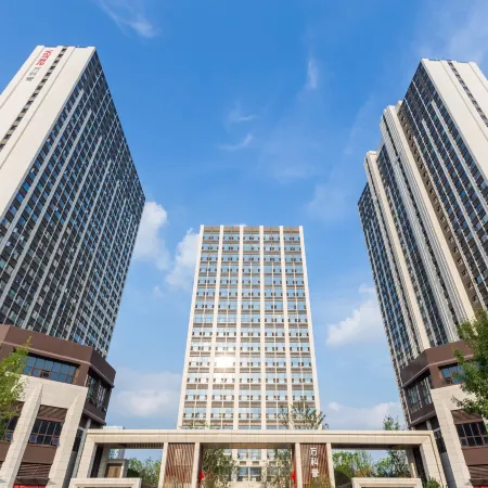 Jikeju Selected Homestay (Zhengzhou East High-Speed Rail Station)